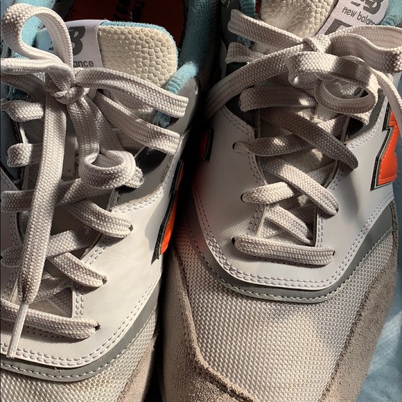 New Balance Retro 20 - Picture 3 of 4